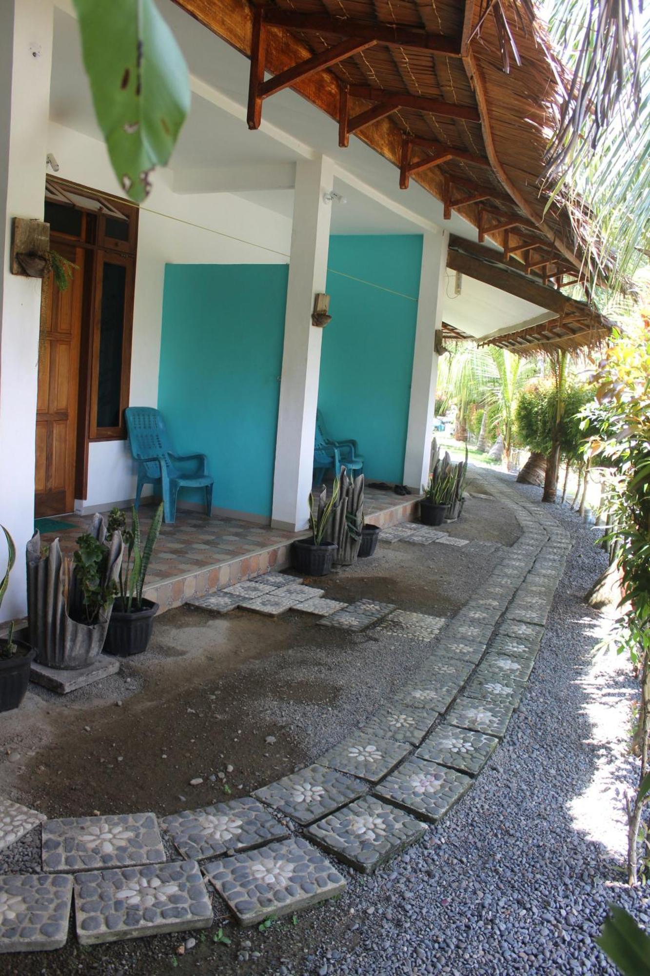 Eco Trekking Lodge, Bar & Jungle Tour'S Bukit Lawang Exterior foto