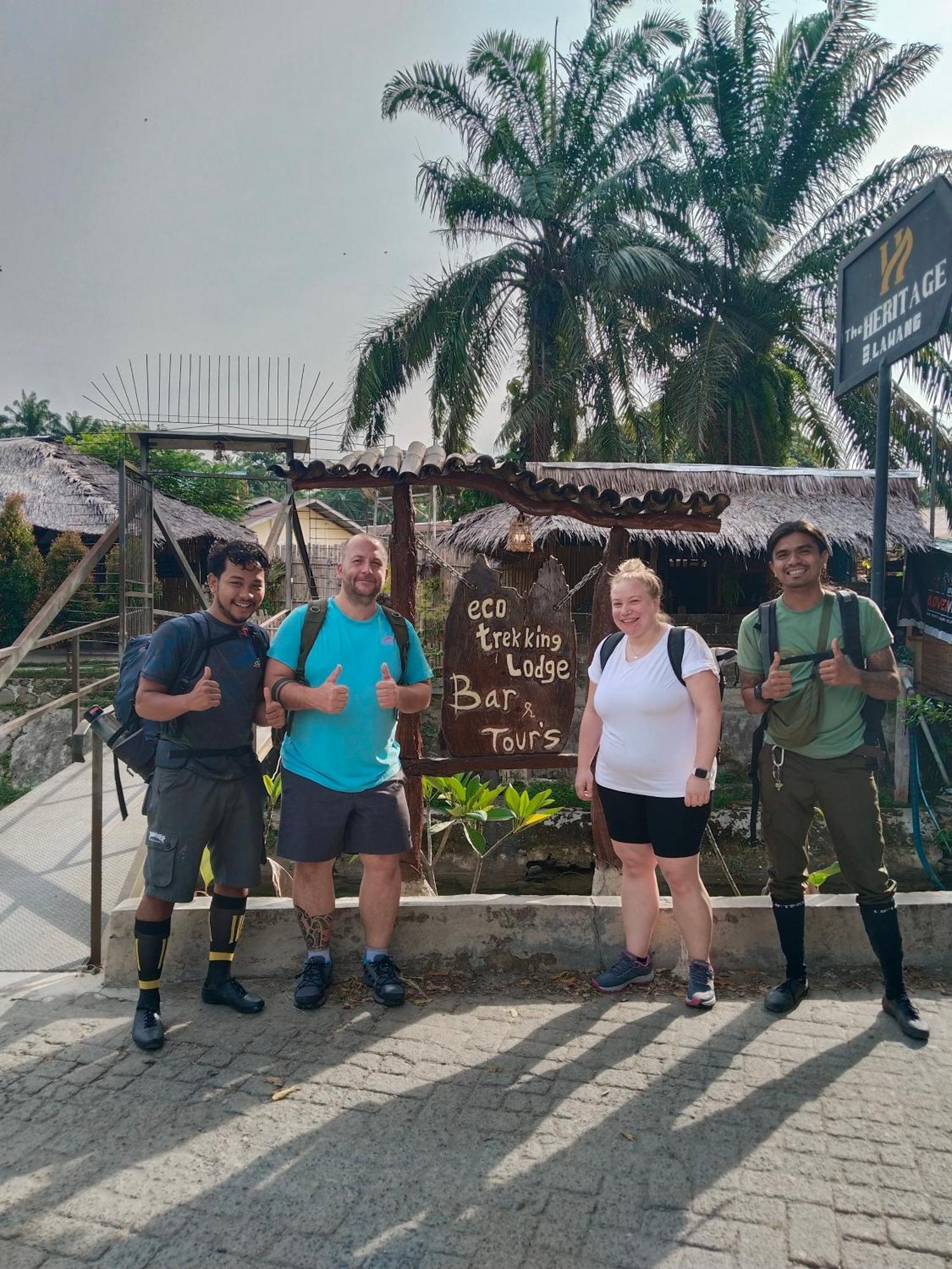 Eco Trekking Lodge, Bar & Jungle Tour'S Bukit Lawang Exterior foto