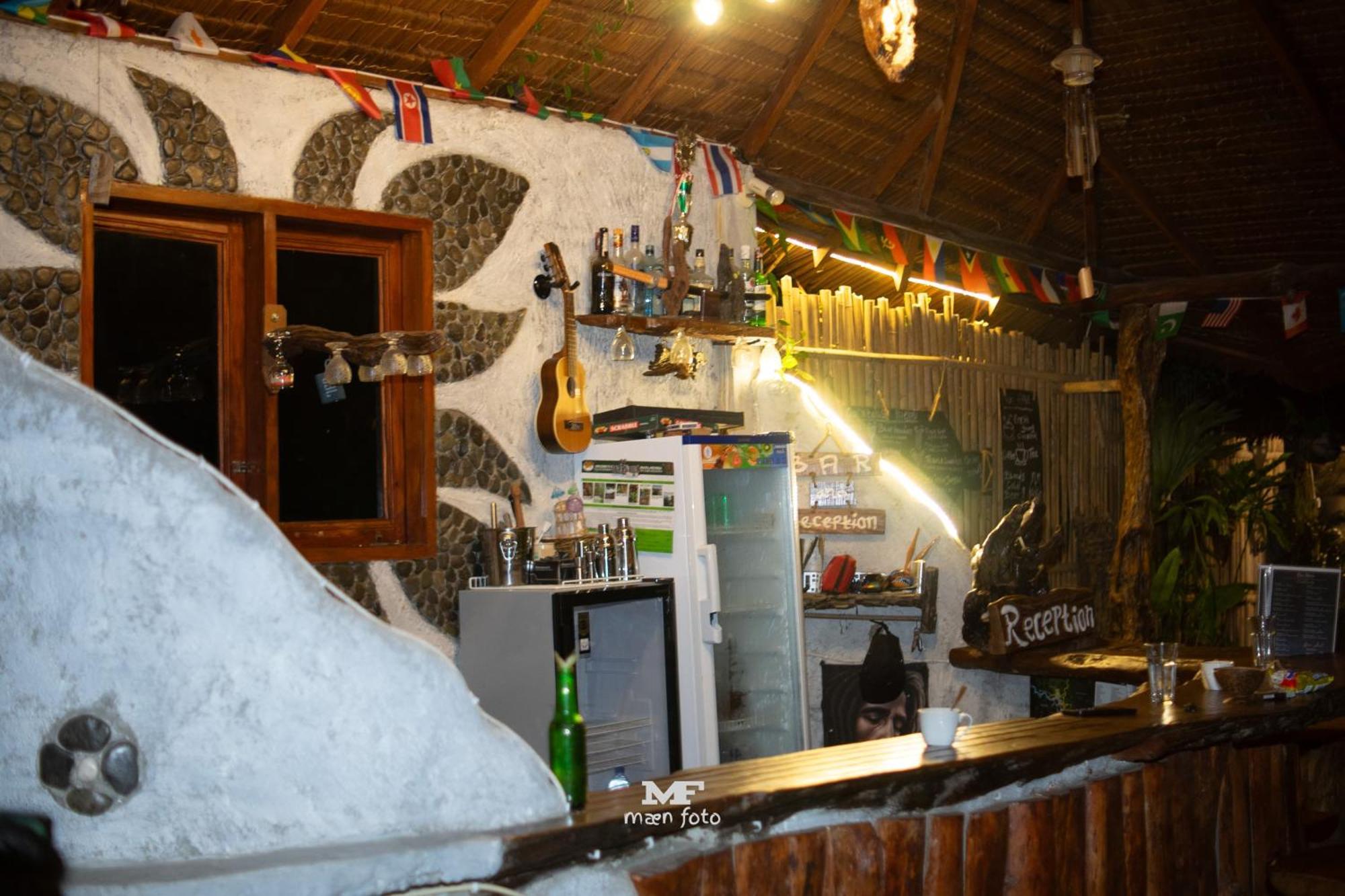 Eco Trekking Lodge, Bar & Jungle Tour'S Bukit Lawang Exterior foto
